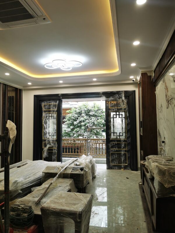 Đèn ốp trần